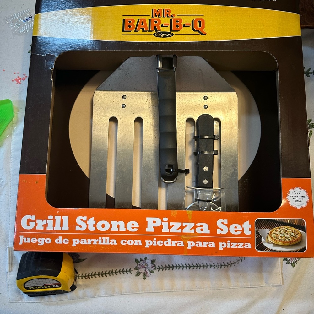 Grill Stone Pizza Set - Black and Silver